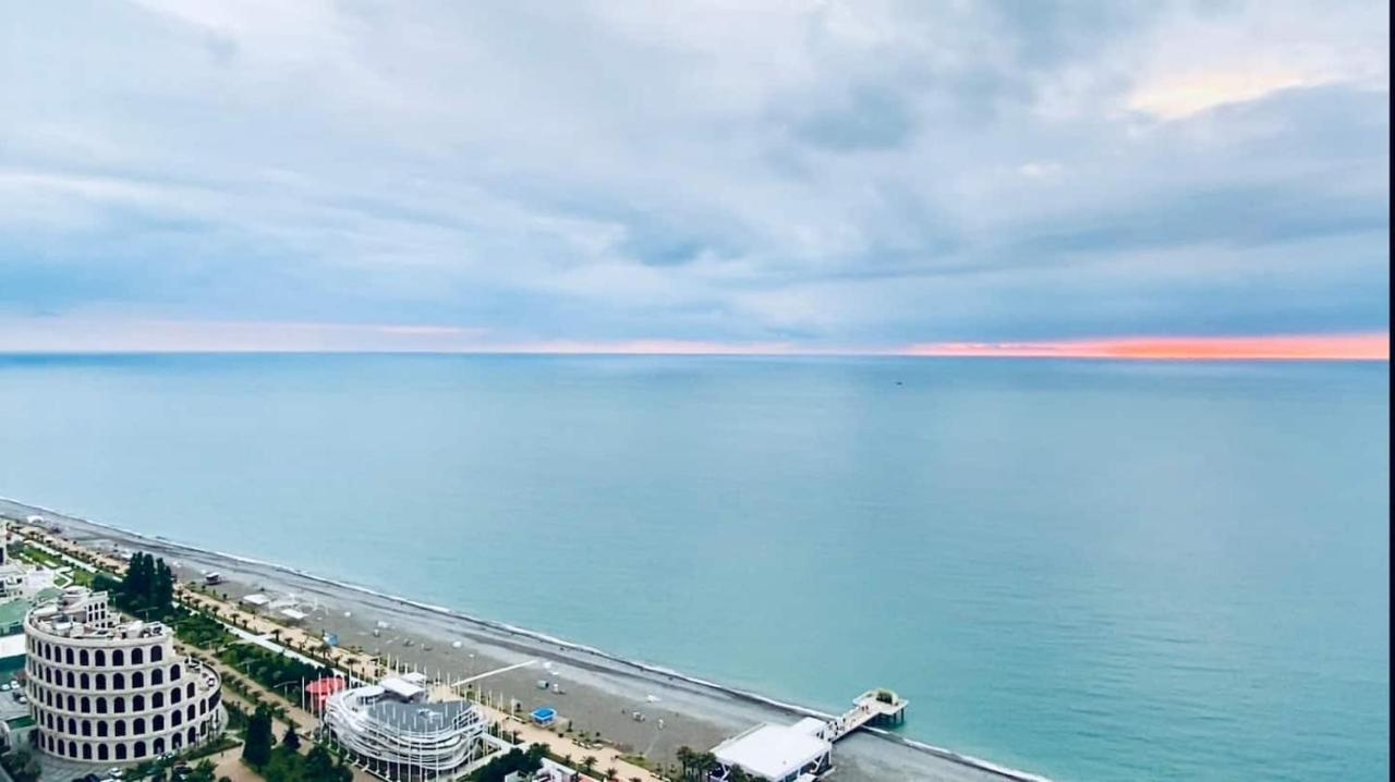 Sea View Apart-Hotel Orbi Twin Towers 1413 Batum Dış mekan fotoğraf